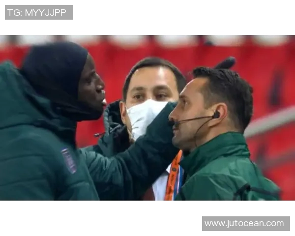 对歧视亚裔足球明星现象的深刻反思与社会责任探讨