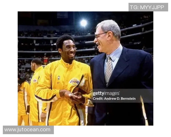 投三分球的篮球明星有哪些他们的精彩瞬间与传奇故事分享